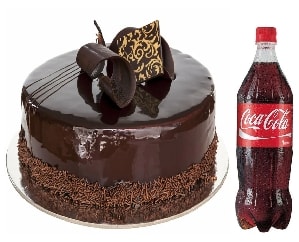 4-6 Kişilik Klasik Çikolatalı Pasta En Güzel
